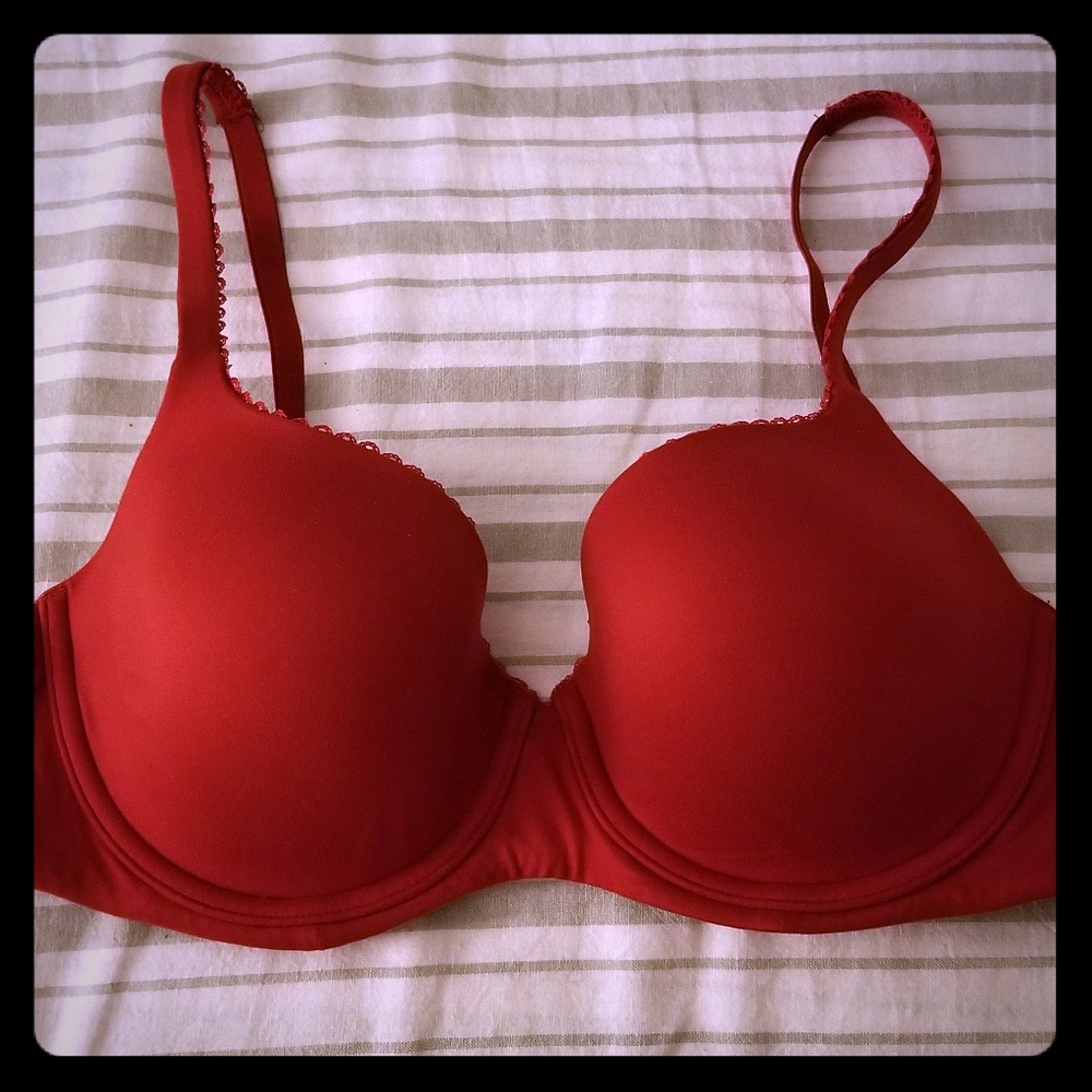 NWOT🌹VS Demi Bra Vibrant Red (Body by Victoria)